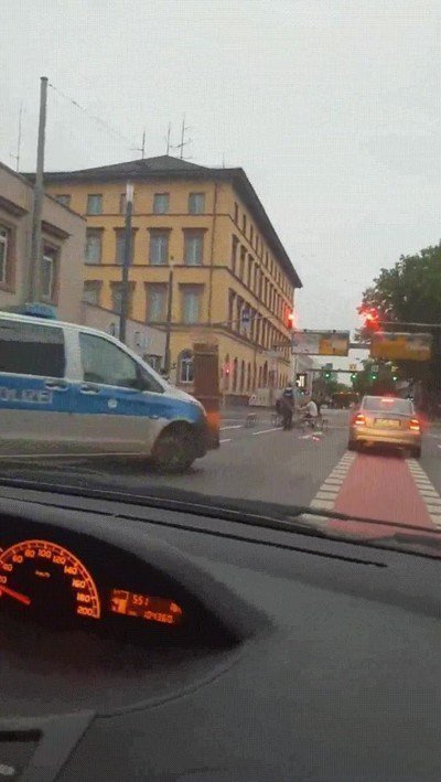 carretera,alemania,coche,mesa