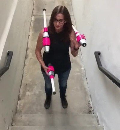 pena,chica,malabares