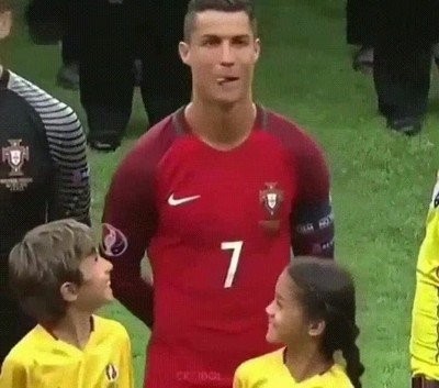Enlace a Estar con Cristiano es un sueño hecho realidad para estos niños 