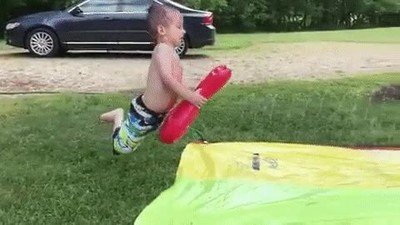 tobogan,fail,ni&ntilde;o,lunes,ma&ntilde;ana