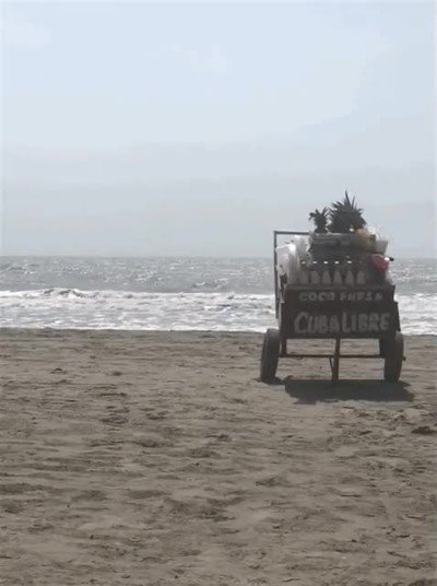 Enlace a Podrías estar aquí pero te pasarás el agosto trabajando