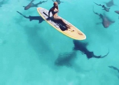 chica,discoteca,agua