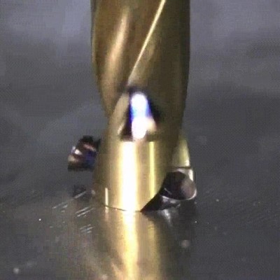 taladro,camara lenta,espectacular