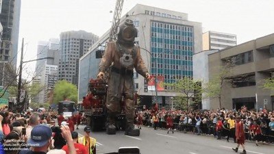 marioneta,desfile,gigante