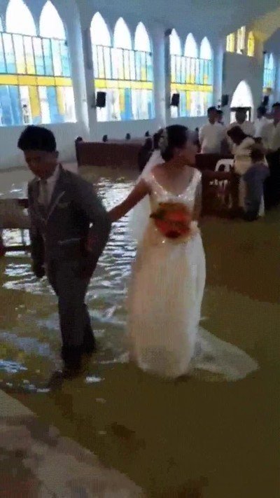 boda,pasada,agua,inundacion