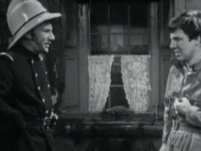 Enlace a El debut de Patrick Stewart en televisión fue en 1967. Apenas ha cambiado