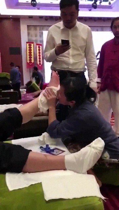 masaje,pies,hannibal lecter