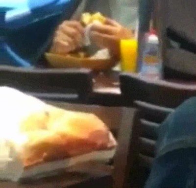 monja,merecida,comida