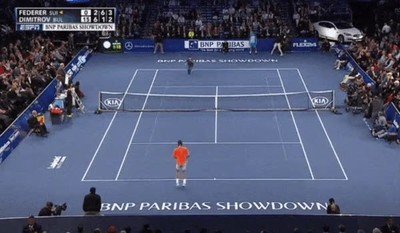 Enlace a Roger Federer humillado por un chavalin