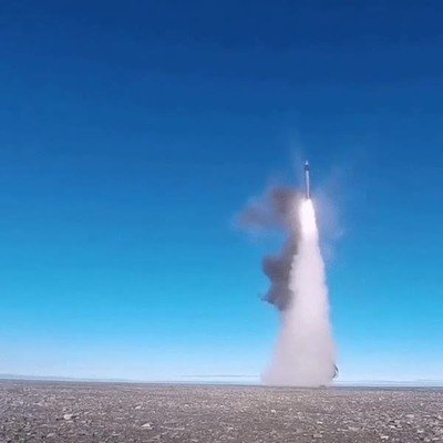 Enlace a Tecnología moderna: misiles autodirigidos 