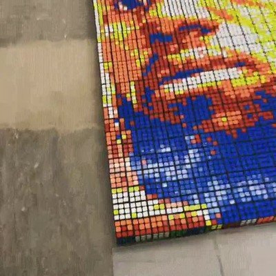 Enlace a LeBron James creado con 720 cubos de Rubik