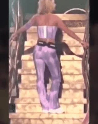 Enlace a Cuando me acabo de tirar un pedo y mi compañero de piso está en la misma habitación