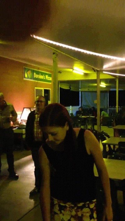 Enlace a Nos tomamos una y nos vamos a casa