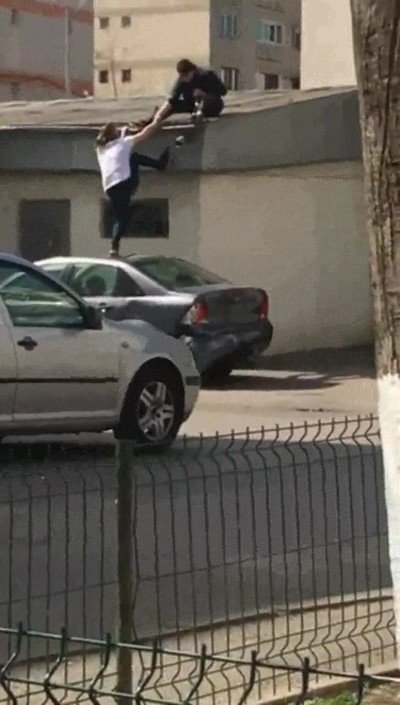 enemigos,amigos,mano