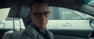 tirar,dedo,coche,amigo