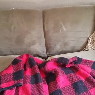 Enlace a Cuando estás jugando al escondite pero tu madre te llama para comer 