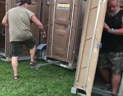 peor,lavabo. publico