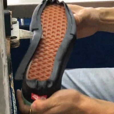 zapatillas,corte,s uela