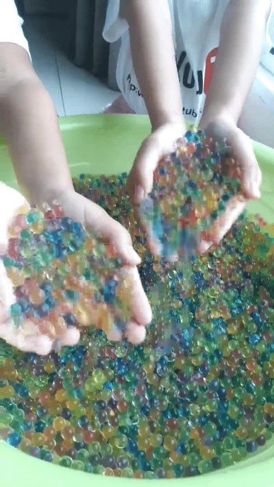 gustazo,bolas,colores,manos