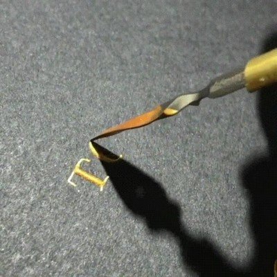 Enlace a Imagina tener tan buena caligrafía 