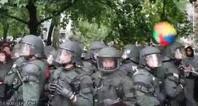 Enlace a Asi no hay forma de tomarse en serio esta protesta