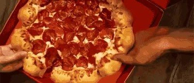 Enlace a ¿Hay algo que de más gusto que compartir pizza con los amigos?