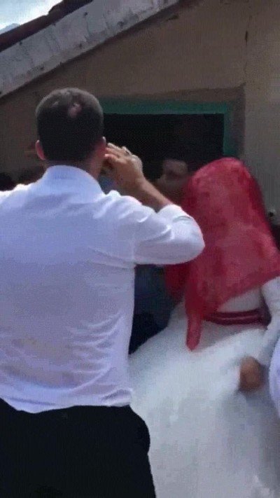 boda,so&ntilde;ar,pistola