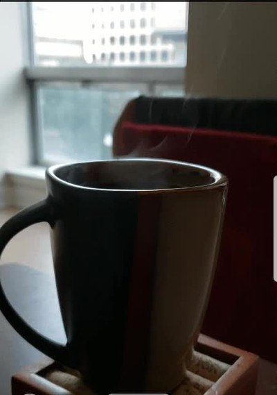 Enlace a Café caliente en una mañana de frío. No necesito nada más para ser feliz  