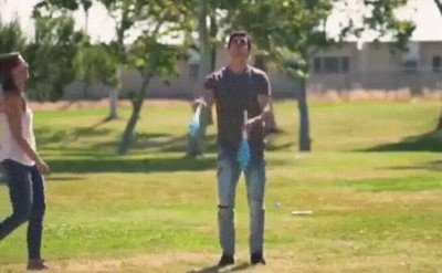 Enlace a Guerra entre dos malabaristas trolleándose