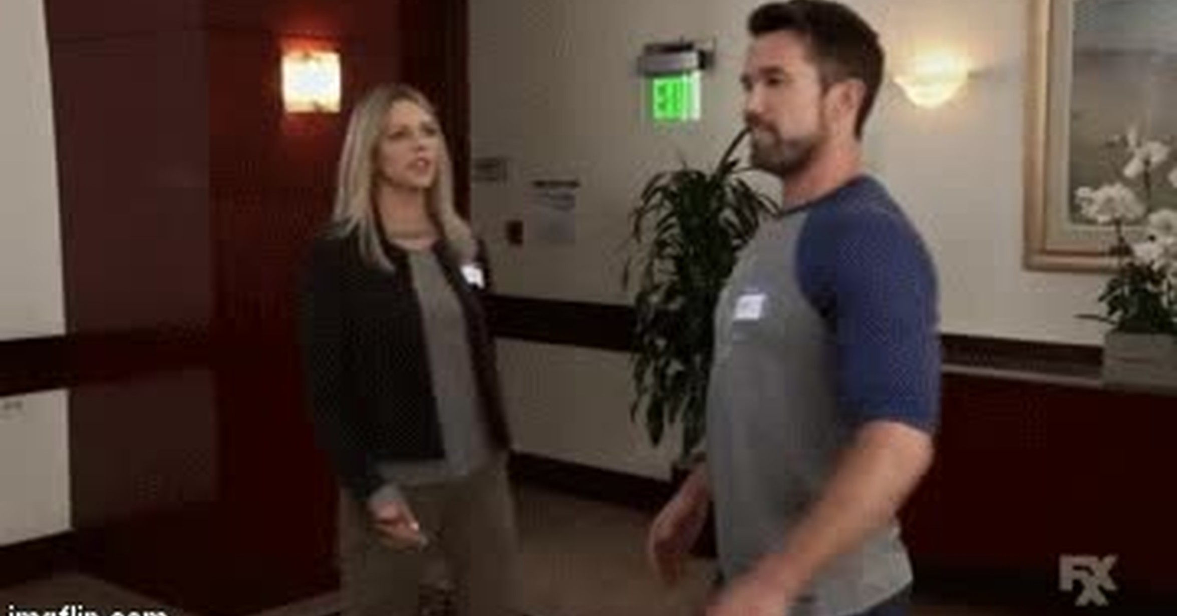 ¡Vaya GIF! / ¿Te parece esta una forma normal de tratar a una señorita?