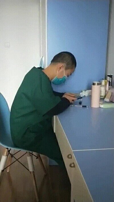 Enlace a Cuando te olvidas de que te acabas de cortar el pelo