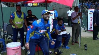 Enlace a Cuando te dice que te quiere pero como amigo