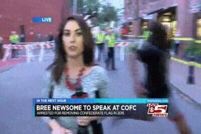Enlace a El modo de captura la bandera retransmitido por televisón