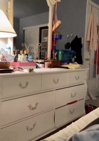 esperar,cruzar,puente,humano