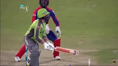 Enlace a Atrapar esa pelota se ha vuelto algo ridículo