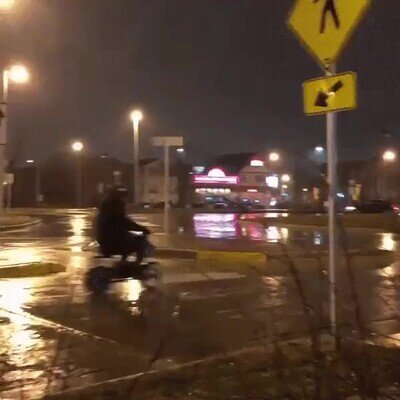 Ba&ntilde;o,p&uacute;blico,moto