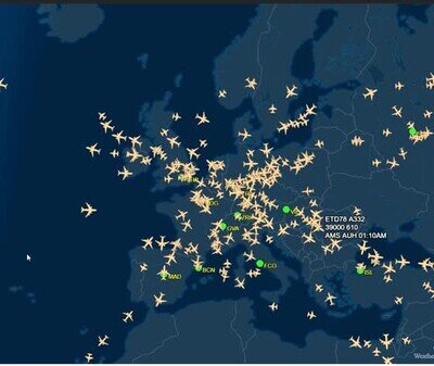 Enlace a Comparando vuelos sobre Europa y Estados Unidos