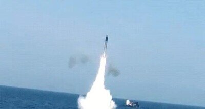 Enlace a Cómo se lanza un misil desde un submarino