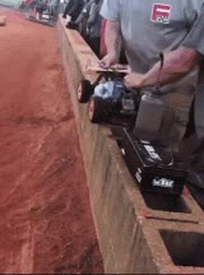 Enlace a Pit-stop en coches radio-control