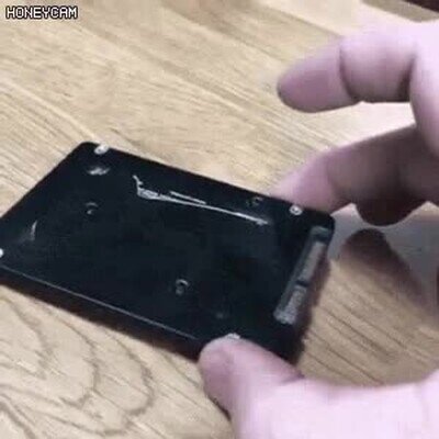 Enlace a El pobre chico del servicio técnico todavía no ha desayunado