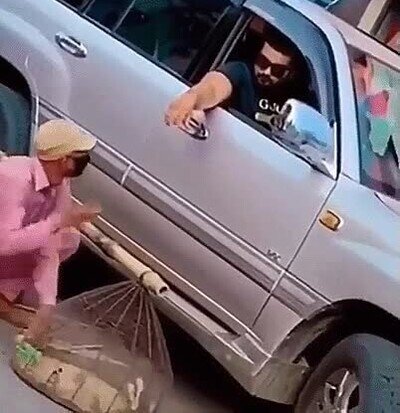 comprar,p&aacute;jaros,vendedor,ambulante