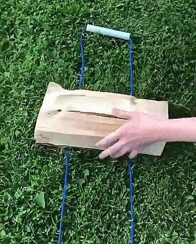 Enlace a Truco para transportar madera sin dejarse las manos en el intento