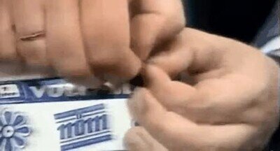 Enlace a En un abrefácil solo hay que seguir las instrucciones. ¿Qué pódia salir mal?