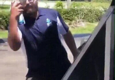 limpiar,ojos,reaccion