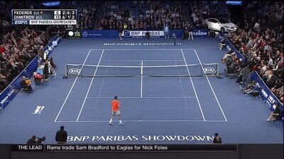 Enlace a Este niño le pega una tremanda vacilada a Federer con este globo