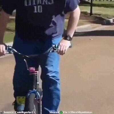 Enlace a El abuelo aún tiene algunos movimientos escondidos