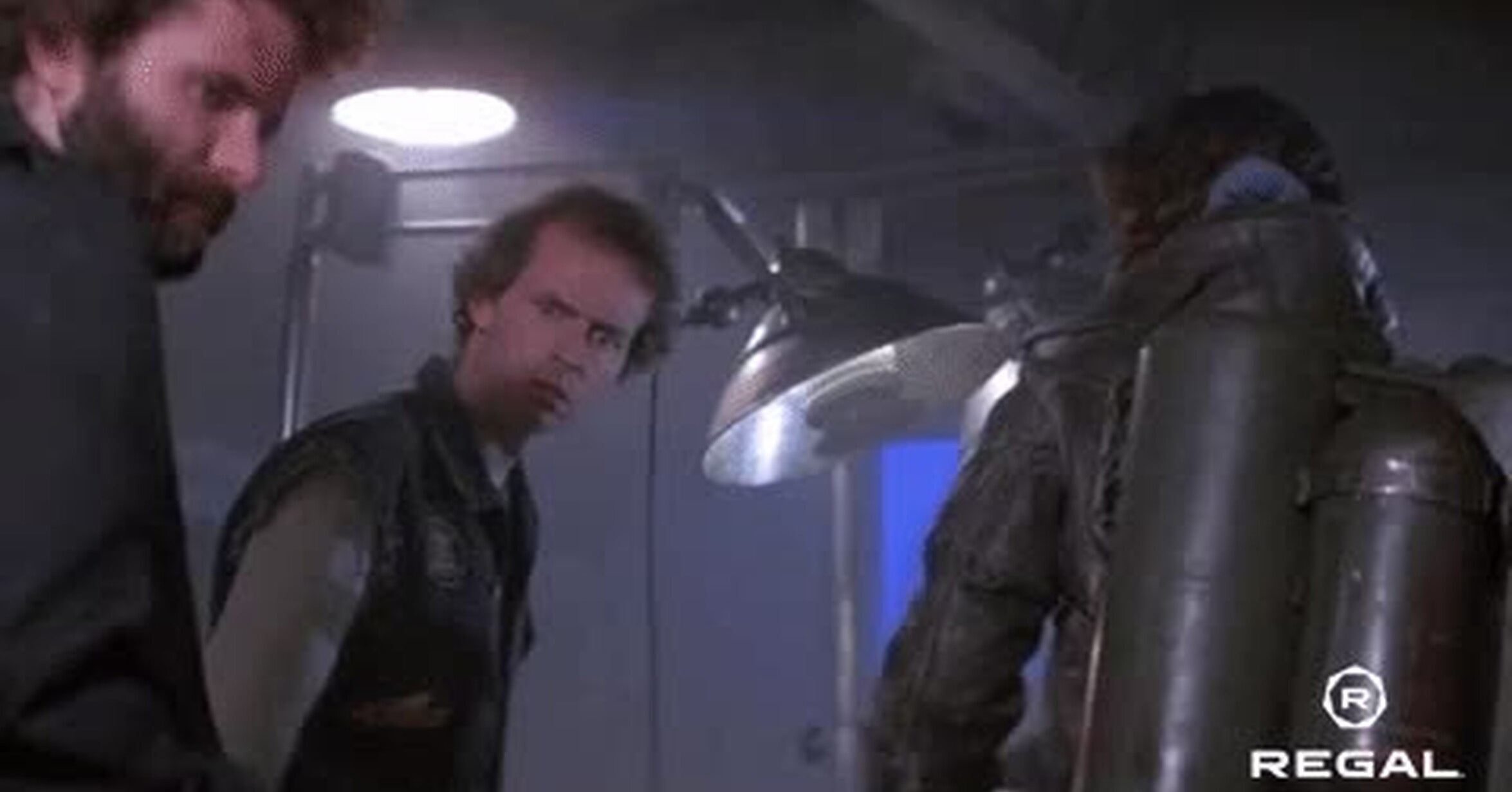 En Manos De Una Extraña Película Reparto