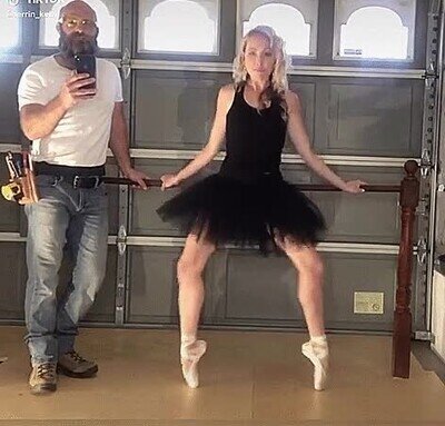 Enlace a Un carpientero y su bailarina con final inesperado