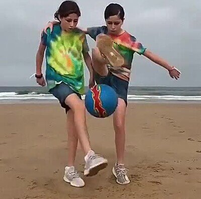 Enlace a Haciendo toques al bón de forma cooperativa