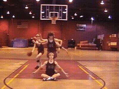 Enlace a El covid ha afectado a los partidos de basket